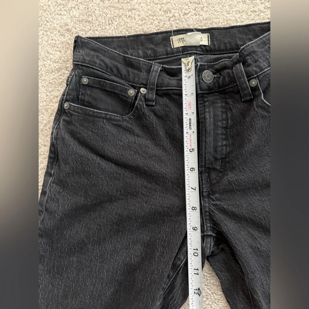 Madewell Women's Black Mid-Rise Straight Leg Jeans